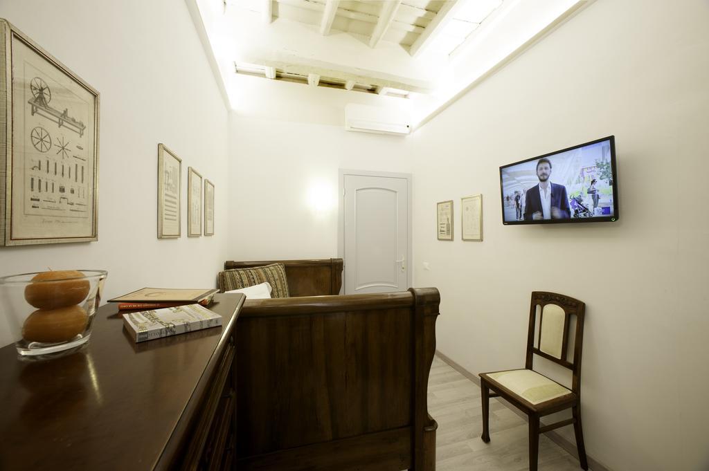 Vittoria Suite Rome Room photo